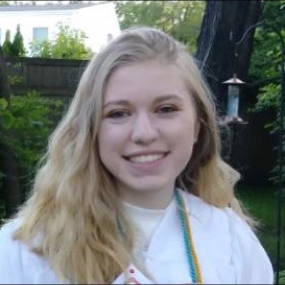 Meet your Posher, Haila - Picture 2 of 2